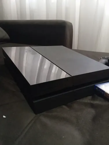 PS4 FAT 500gb com 2 jogos