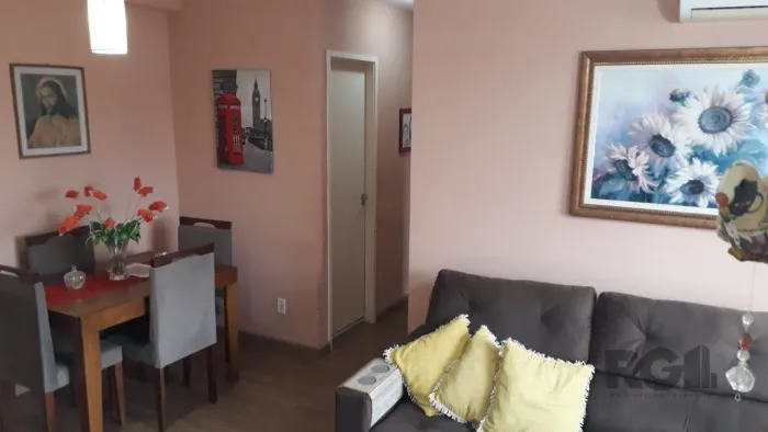 APARTAMENTO DE 2 DORMITÓRIOS E VAGA ESCRITURADA EM CONDOMÍNIO COM INFRA COMPLETA.