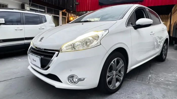 Peugeot 208 Griffe 1.6 Flex 16V 5P Aut. 2016