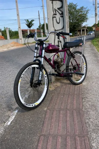 Vendo ou troco bike motorizada única!!