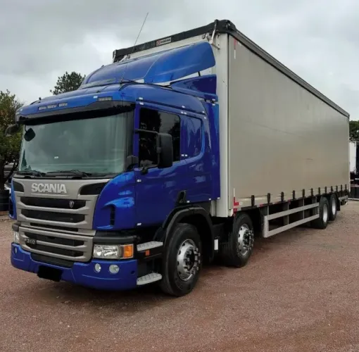 Scania P-310 baú sider 8x2