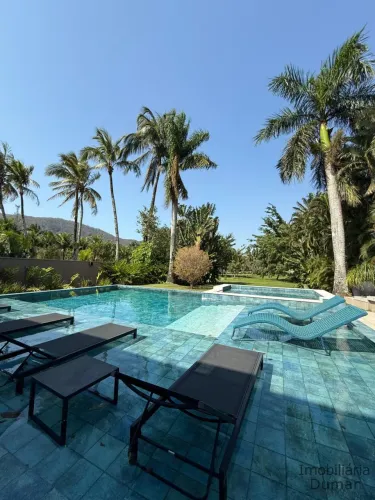 Casa Espetacular de altíssimo Padrão com 8 suítes no condomínio Costa Verde Tabatinga