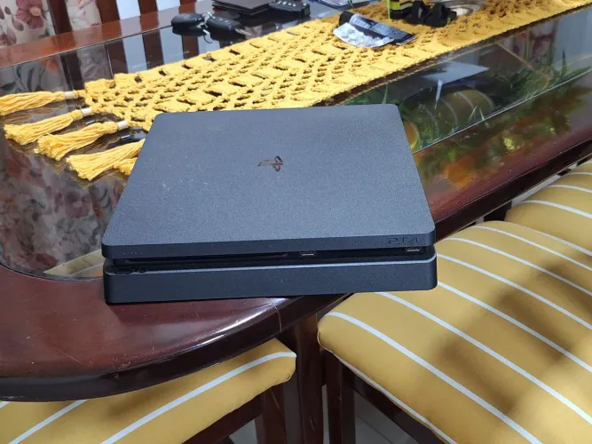 PS4 slim bloqueado + jogos