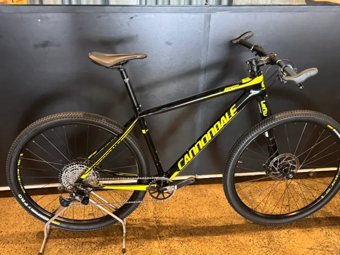 CANNONDALE FSI CARBON DISC TAMANHO 19 SEMI NOVA