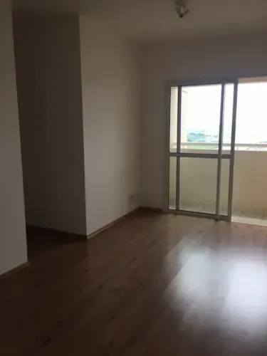Imóvel para venda possui 73 metros quadrados com 3 quartos em Jardim Umuarama - São Paulo