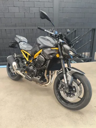 Z900