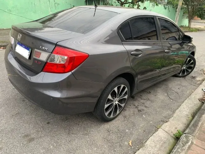 Honda Civic Sedan LXR 2.0 Flexone 16V Aut. 4P 2016