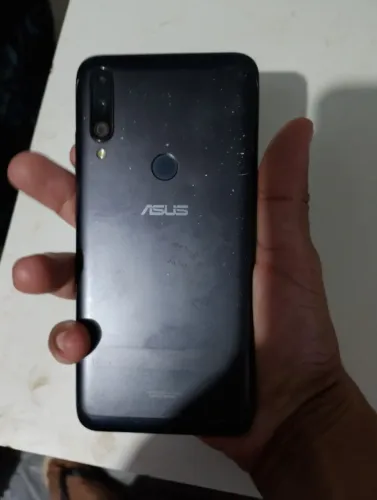 Asus ZenFone Max Shot