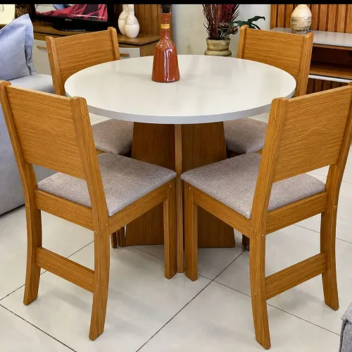 Mesa de jantar redonda 90x90 com 4 cadeiras