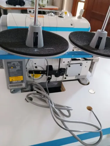 Máquina overloque Jack E4S
