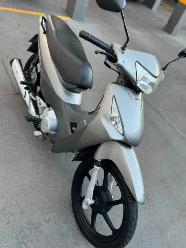 Honda Biz 125 ES
