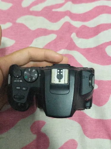 CANON SL3 + LENTE DO KIT