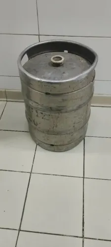 Barril de chopp vazio