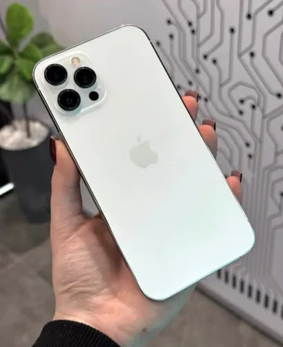 Iphone 12 pro max sem detalhes 