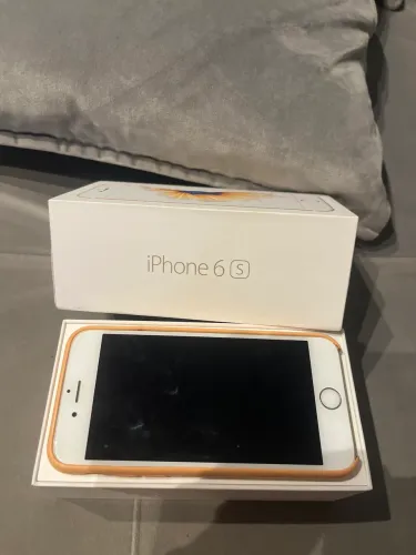 iPhone 6s dourado 