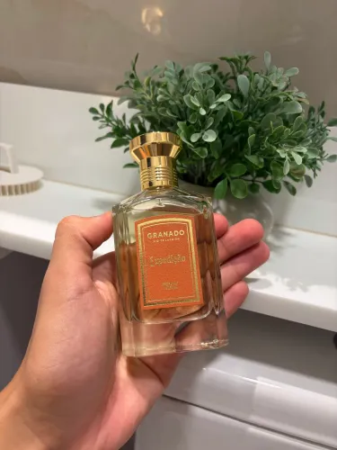 Perfume granado expedição