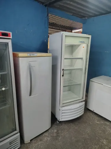 Geladeira Expositora Metalfrio 400 litros entrega