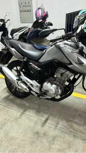 Honda CG 160 Fan 2023 - Excelente Estado