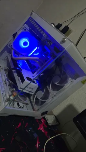 PC gamer completo com Ryzen 5 5600x e RX 7600