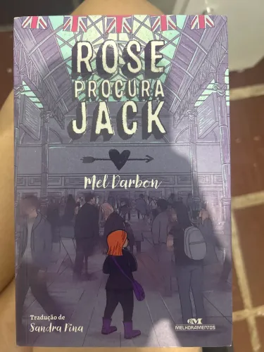 Livros em ótimo estado, Rose procura Jack