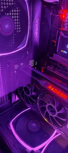 Oportunidade! Placa de vídeo 6750XT 12Gb