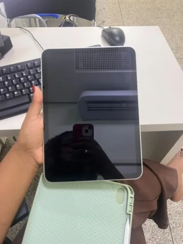 iPad 11 128gb novo com caixa e acessórios