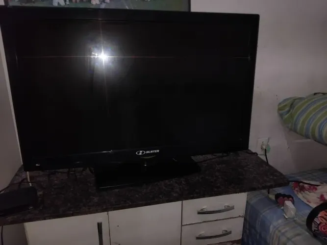 Tv buste 43 polegada 