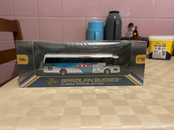 Ônibus miniatura Flecha azul 1001