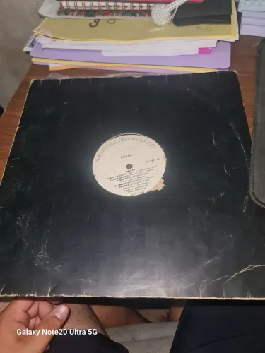 LP Biafra - Leão Ferido