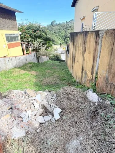 Venda - LOTE - ARUJAZINHO IV ARUJA SP