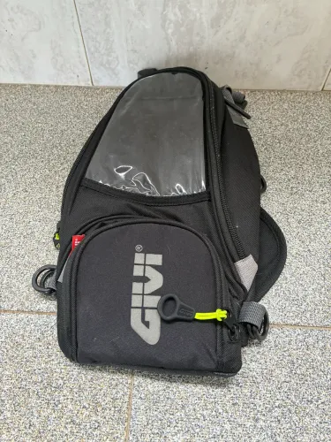 Bolsa de Tanque Magnética Givi 6L Nova