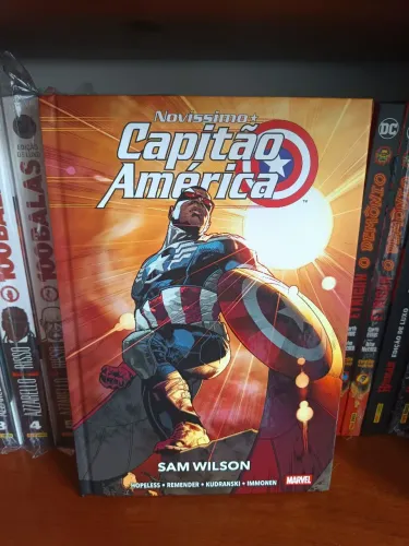 Novíssimo Capitão América Sam Wilson