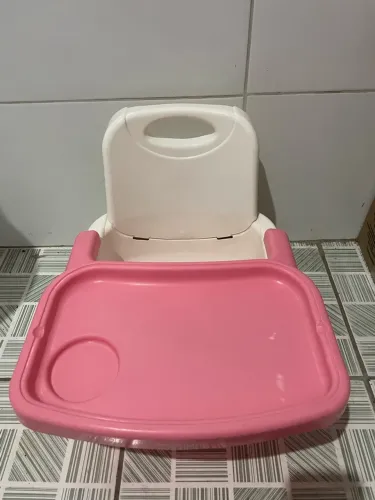 cadeira de alimentação infantil menina