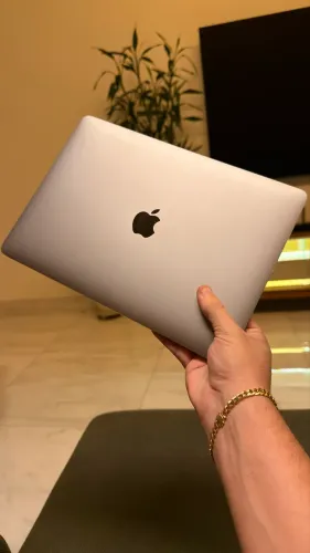 MacBook Pro 2020 
