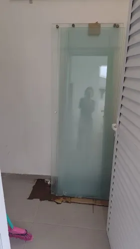 4 Porta de box