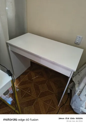 Escrivaninha semi novo 