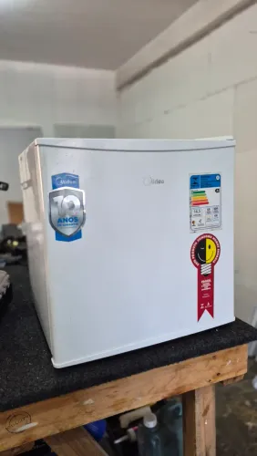 Frigobar midea 45 litros