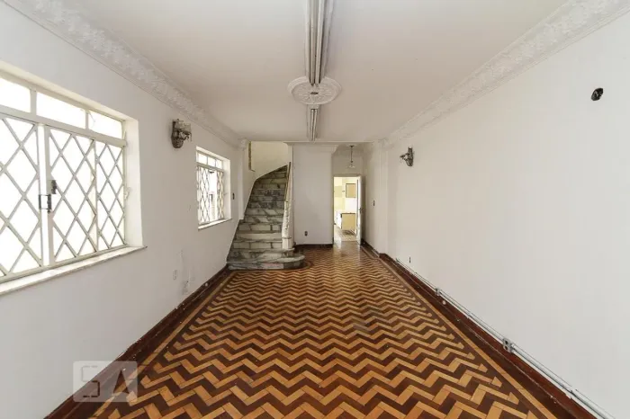 Casa à Venda - Belém, 3 Quartos, 300 m2