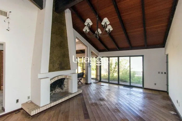 Casa Térrea 300 mts² - 3 quartos - Bairro Ipanema