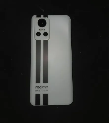 Celular completo  na caixa e com carregador