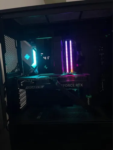 Pc completo com rtx5070 12gb Ryzen7 5700X 16gb Ram