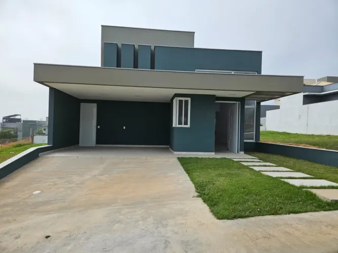 Casa térrea, conceito aberto com pé direito alto, moderna, 3 suítes no Condomínio Campos d