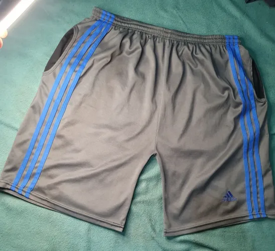 Bermuda GG masculina