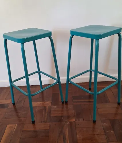 Banquetas Altas Tok&Stok 2 unidades- Metal - Estilo Industrial - Excelente Estado