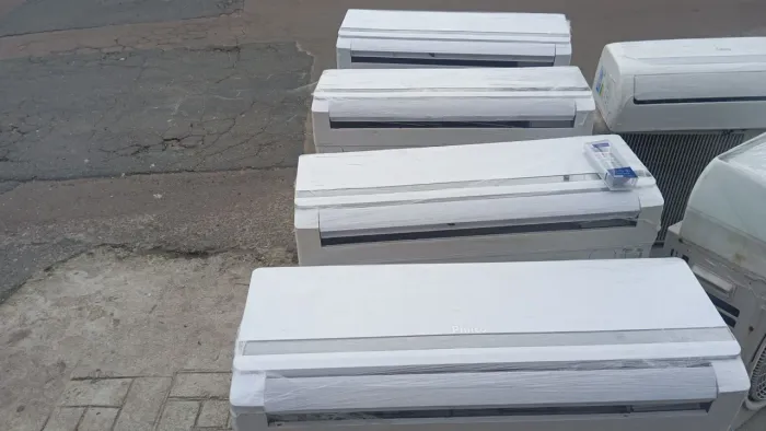 Ar condicionado 9 mil BTUs cada 1000