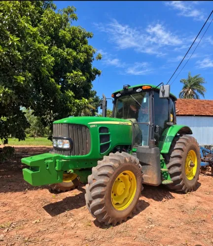 TRATOR DE GRÃOS JONH DEERE 6135J