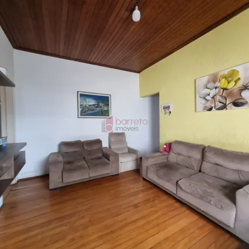 CASA COM EDÍCULA À VENDA NA VILA ARENS - JUNDIAÍ/SP