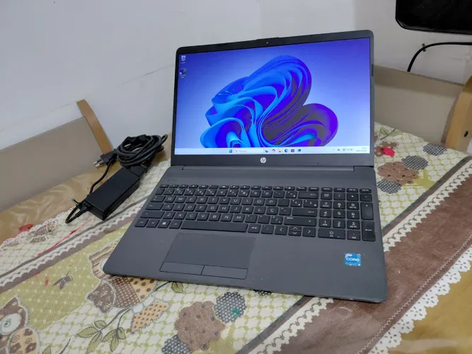 Notebook HP I3 11°GER / 8GB-DDR4 / SSD 256GB