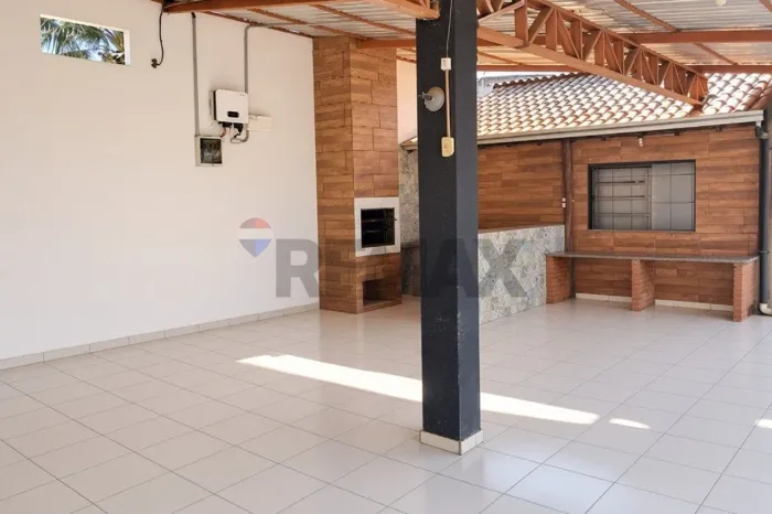 Oportunidade única: Casa Comercial em Três Lagoas
