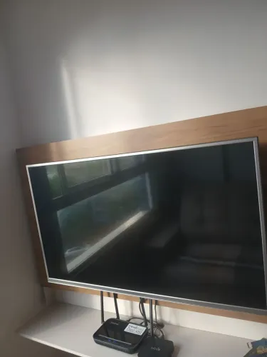Vendo uma TV